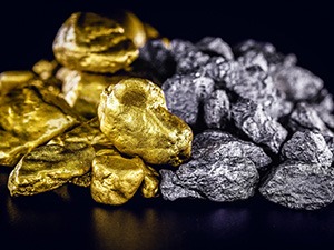 Gold versus silver braces carry different costs